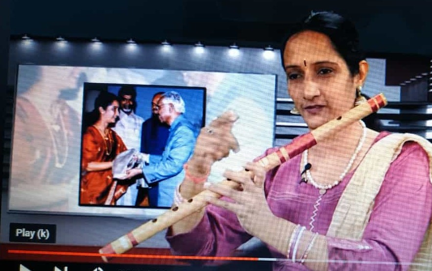 12th November 2022 program broadcaster : Smt Sitamraju Swarnalata  Topic : Janaranjani team’s Interview with world famous Flautist Dr Jayaprada Ramamurthy garu